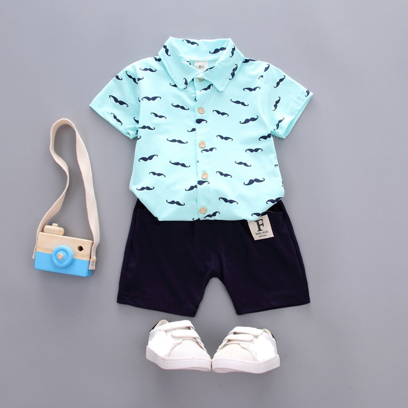 Boy's Mustache Printed Shirt / Shorts Clothing Set Boy's Mustache Printed Shirt / Shorts Clothing Set